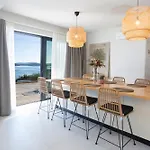 Katerina-stylish 4 Bedroom With Sea View Vilă *