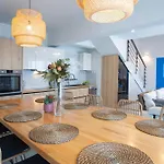 Vilă Katerina-stylish 4 Bedroom With Sea View *