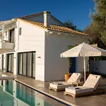 Vilă Katerina-stylish 4 Bedroom With Sea View