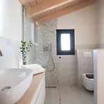 Vilă Katerina-stylish 4 Bedroom With Sea View *