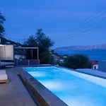Katerina-stylish 4 Bedroom With Sea View Vilă *