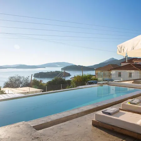 Katerina-stylish 4 Bedroom With Sea View Vilă Nydri (Lefkada)
